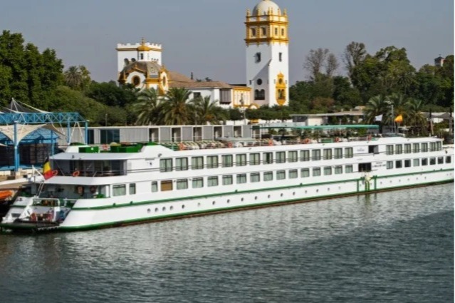 MS Belle de Cadix